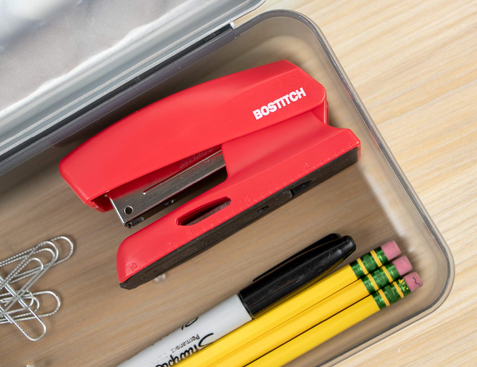 Bostitch Office 20 Blatt Heftgerät, Mini-Hefter, passt in die Handfläche, Rot (B150-Rot)
