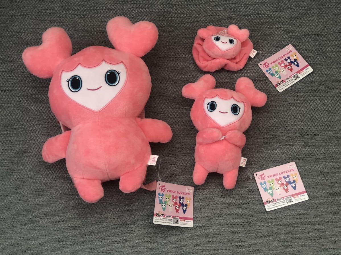 Amazon.co.jp: タグ MOVELY モモ TWICE LOVELYS ぬいぐるみリュック 
