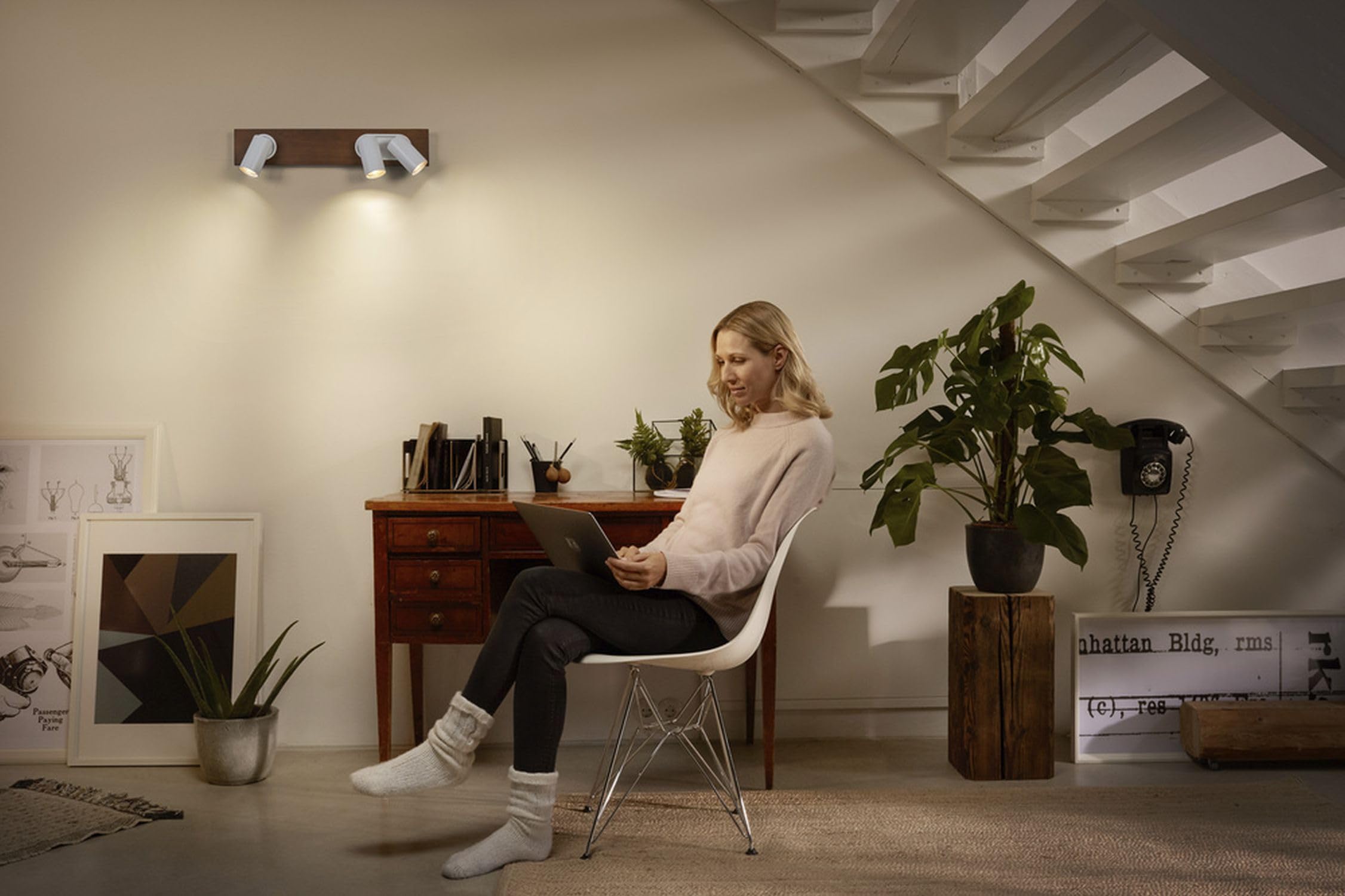 Osram DECOR Spot Mercury, 3 x 3,4 W, 690 lm, effetto legno, bianco, faretto, teste regolabili, versatili, faretto interno, lampadine LED sostituibili, luce bianca calda, GU10