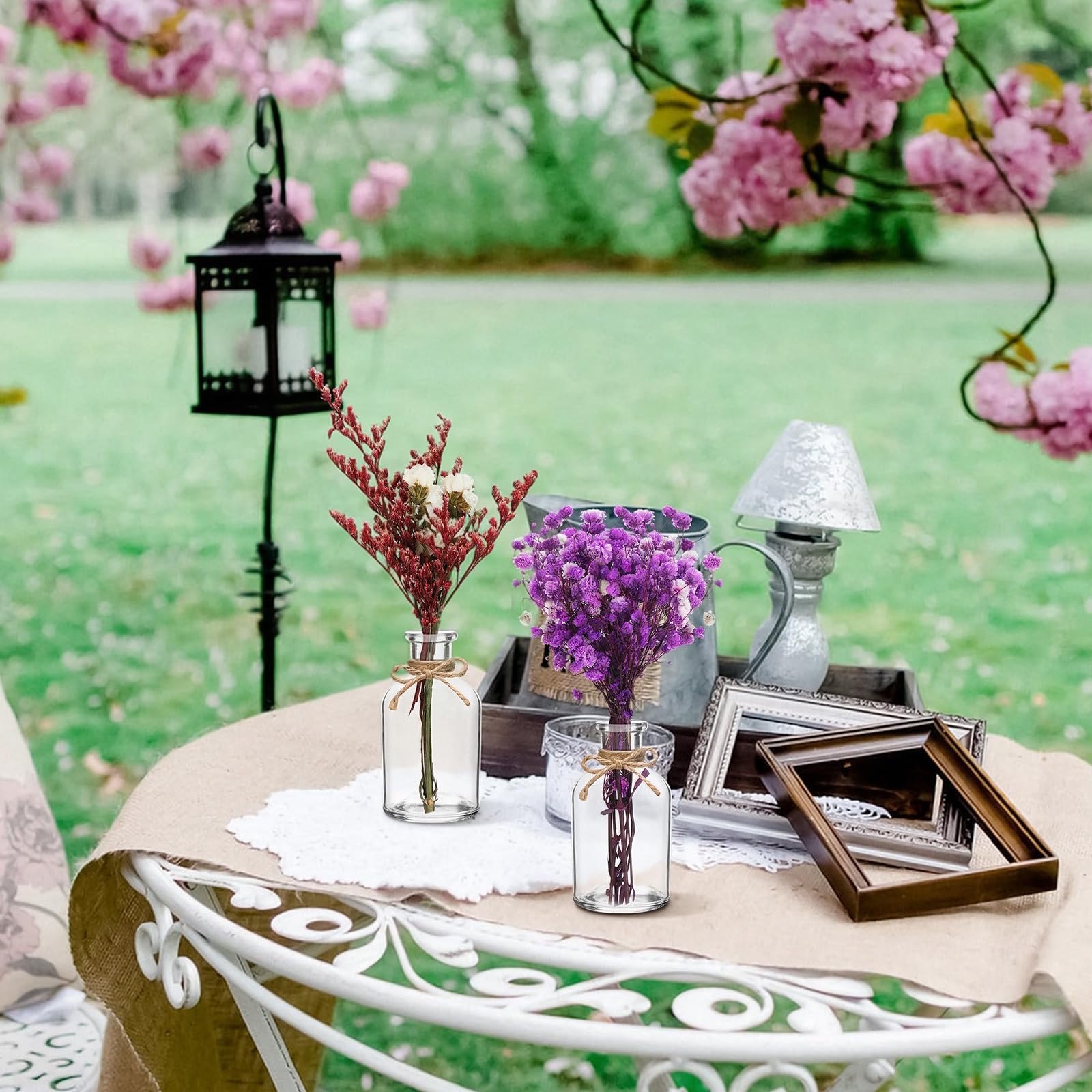 Nuanchu Set di 10 fiori secchi per vaso, centrotavola per matrimoni, 10 piccoli vasi in vetro, 10 bouquet di fiori secchi con corda per baby shower, decorazione rustica per feste nuziali in fattoria