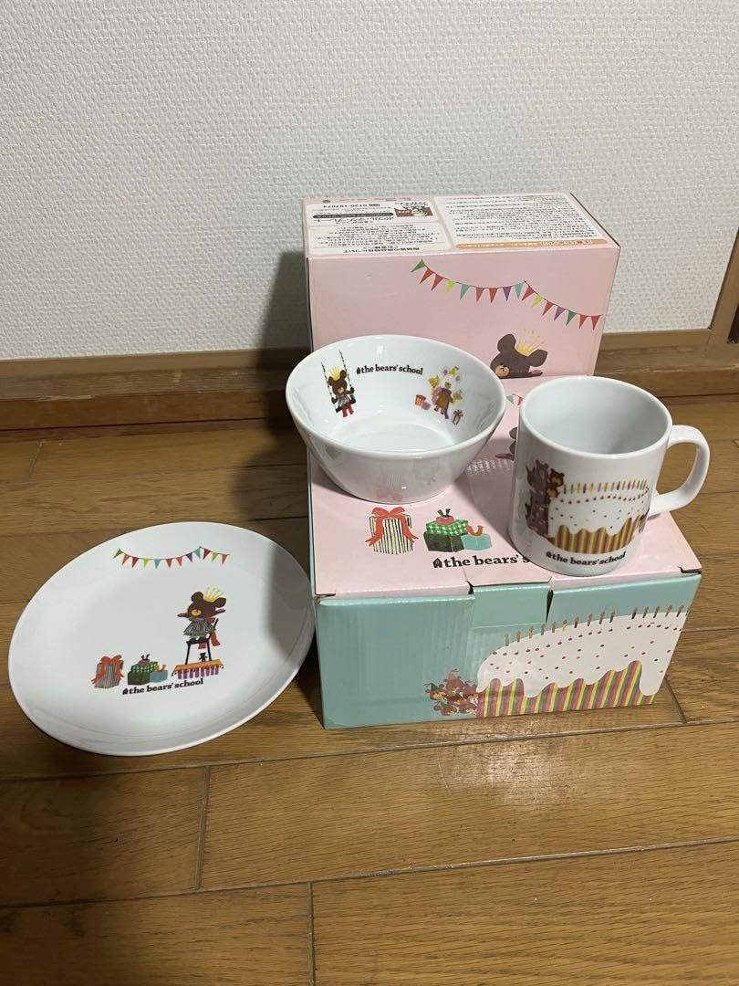 くまのがっこう　ケンタッキーオリジナル　食器二箱セット くまのがっこう ジャッキー ボウル マグ プレート 食器セット KFC