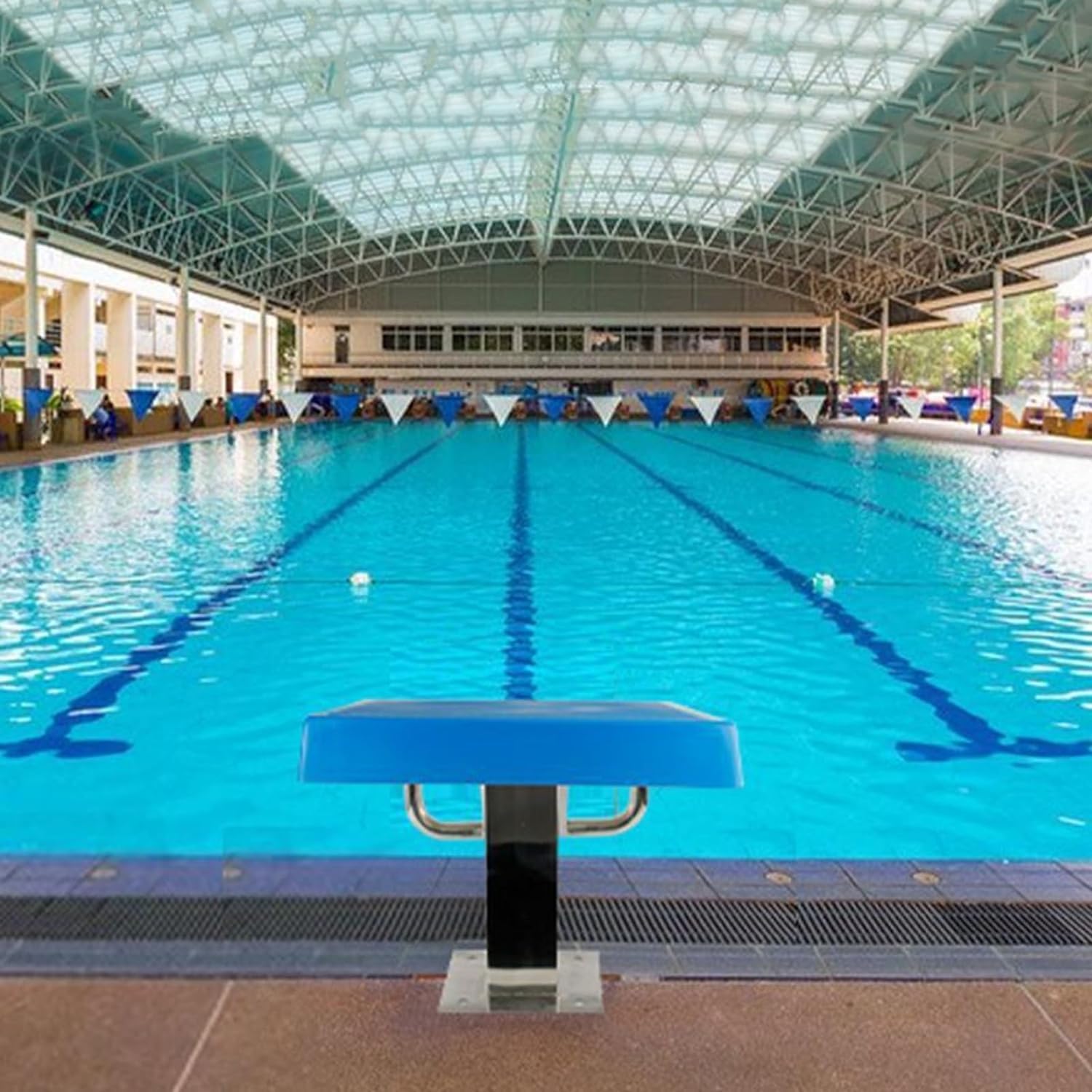 Sprungplattform Schwimmbecken, Rutschfestes Sprungbrett Metallstahlsockel, Startblock Sprungbecken Im Innen- Und AußEnbereich Mit 10° Neigung Und 272 Kg Tragkraft Schwimmsprungplattform