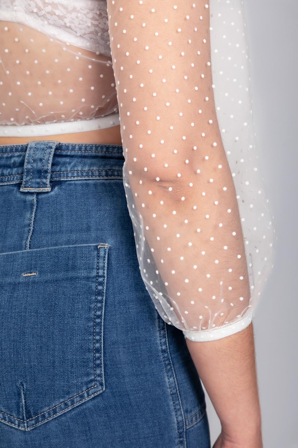 Edelnice Trachtenmode transparente Dirndlbluse Martha mit Ballonärmeln in schwarz oder weiß