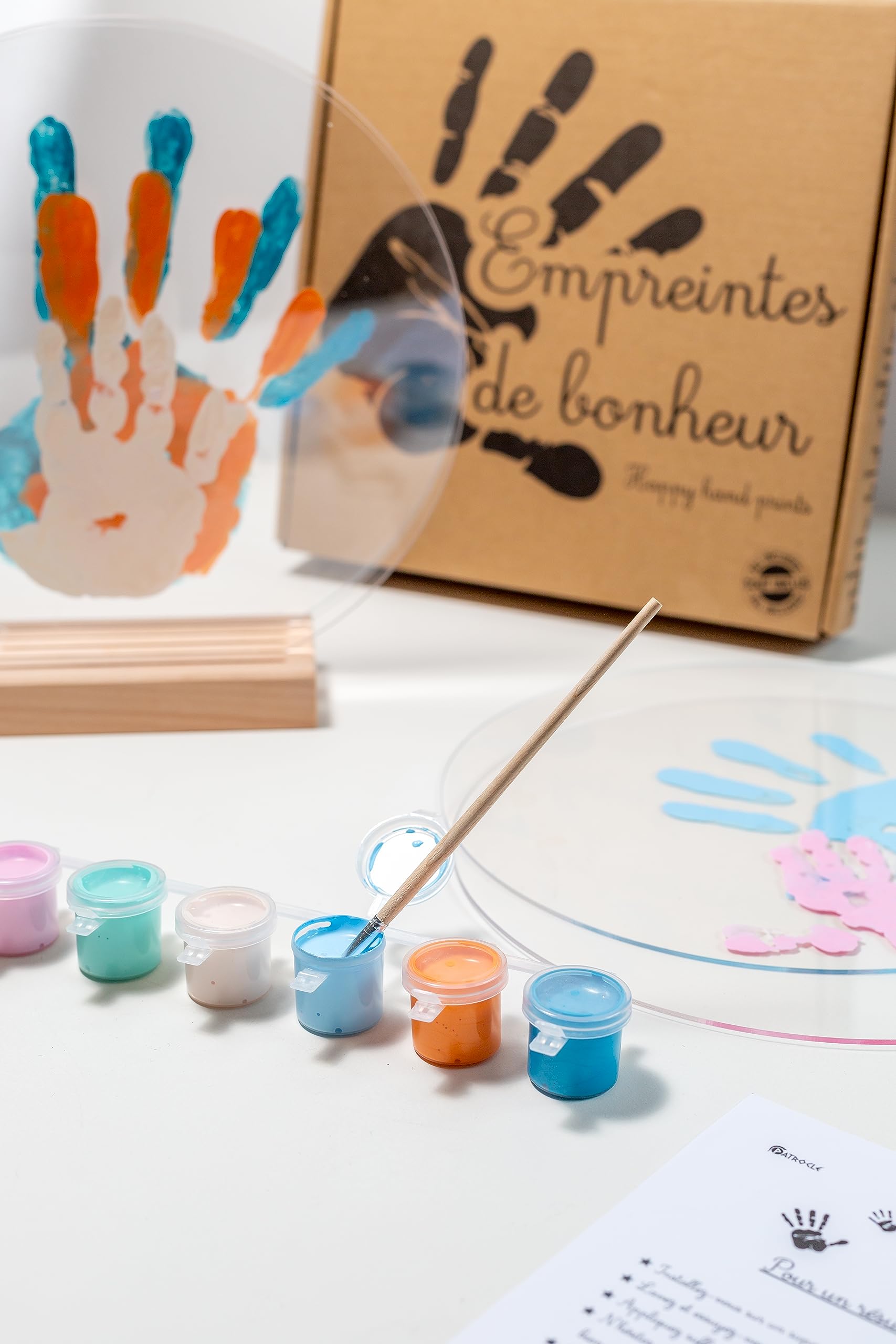 LouYou Kit Famiglia 4 Pastello - Cofanetto Regalo Nascita Bambino o Bambina - Impronta Mani e Piedi - Natale o Compleanno - Plexiglass Personalizzato - Legno Naturale