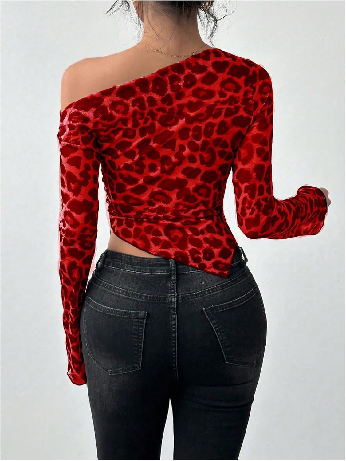 Floerns Women's Leopard Off The Shoulder T Shirts Long Sleeve Y2k Going Out Tops - Image 3