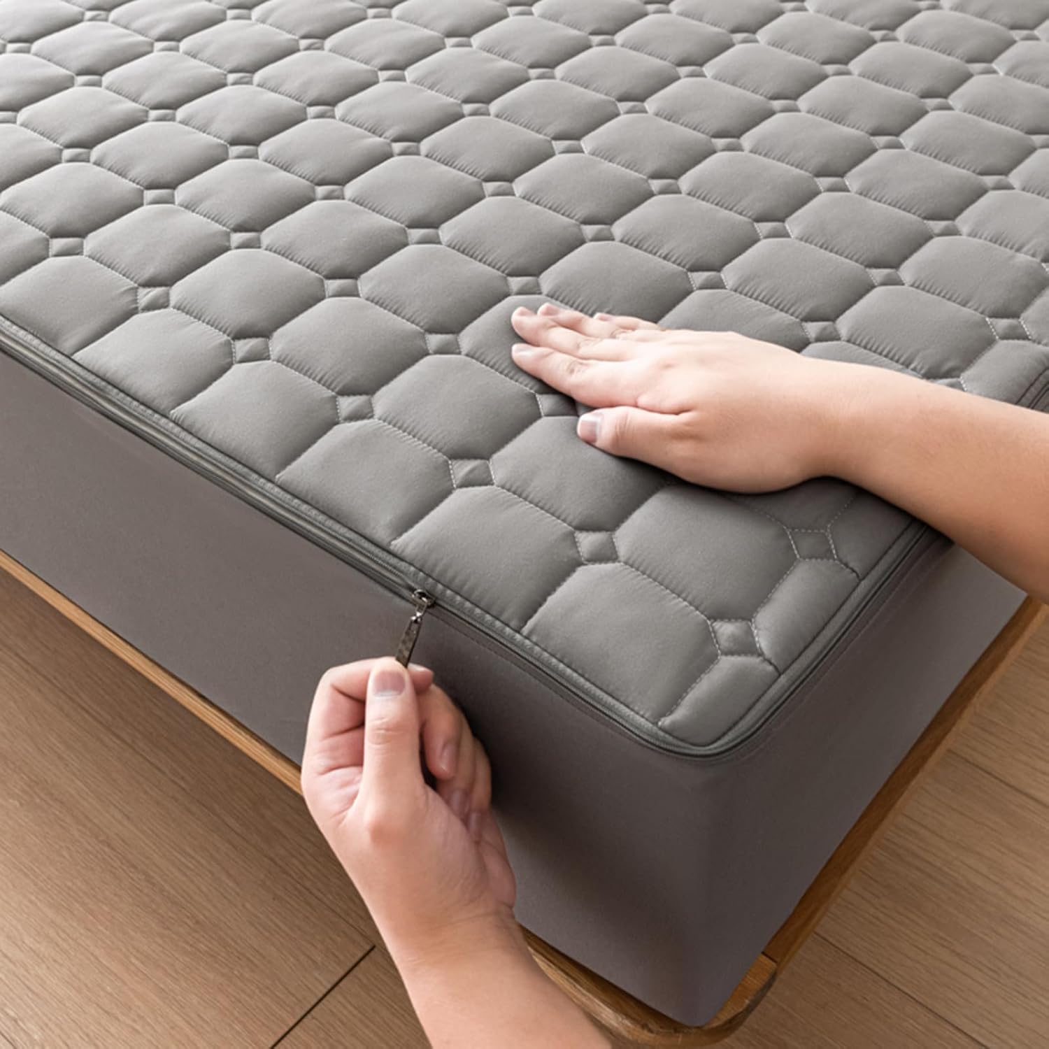 Weicher, waschbarer, wasserdichter Matratzenschoner, verdickt, grau, 200 x 220 + 15 cm, ideal zur Linderung von Allergien und Flecken.