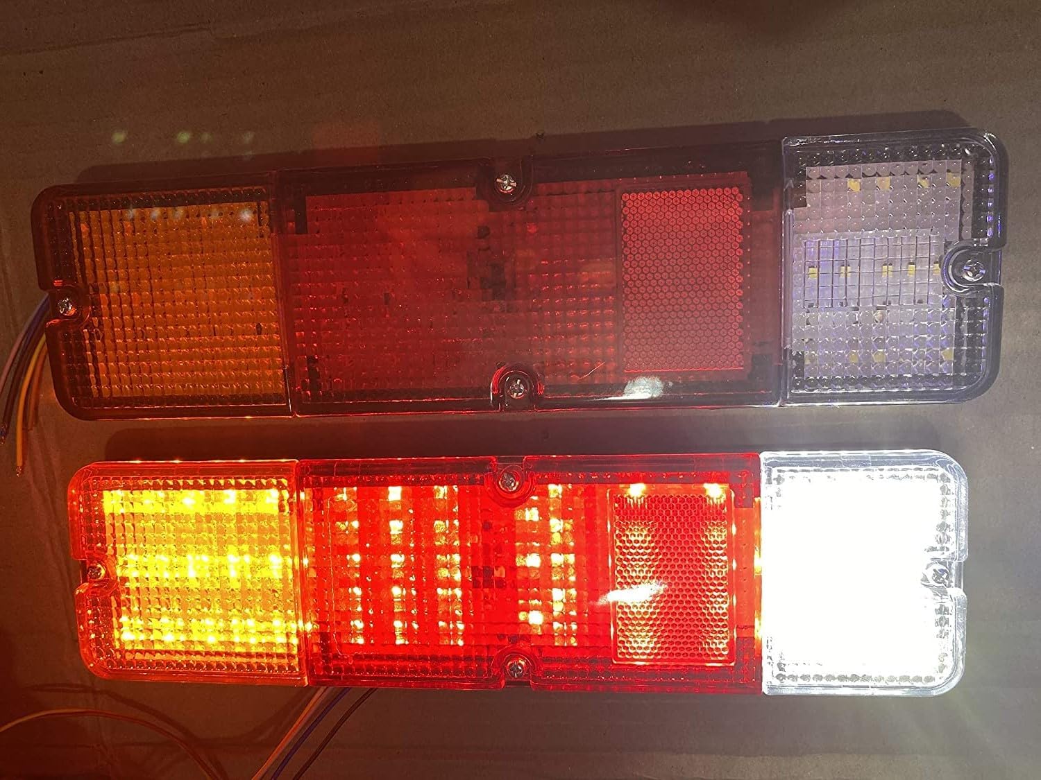 AUTO MT (GYPSY BRAKE LIGHT) - (2PC) LED LIGHT, Maruti Rear Brake Light, Rear Brake Tail Light, Side Panel King Maruti Gypsy King.