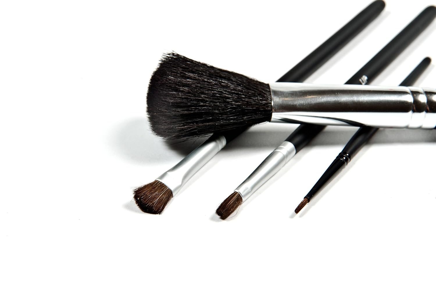 Danyel' Large Dome Powder Brush