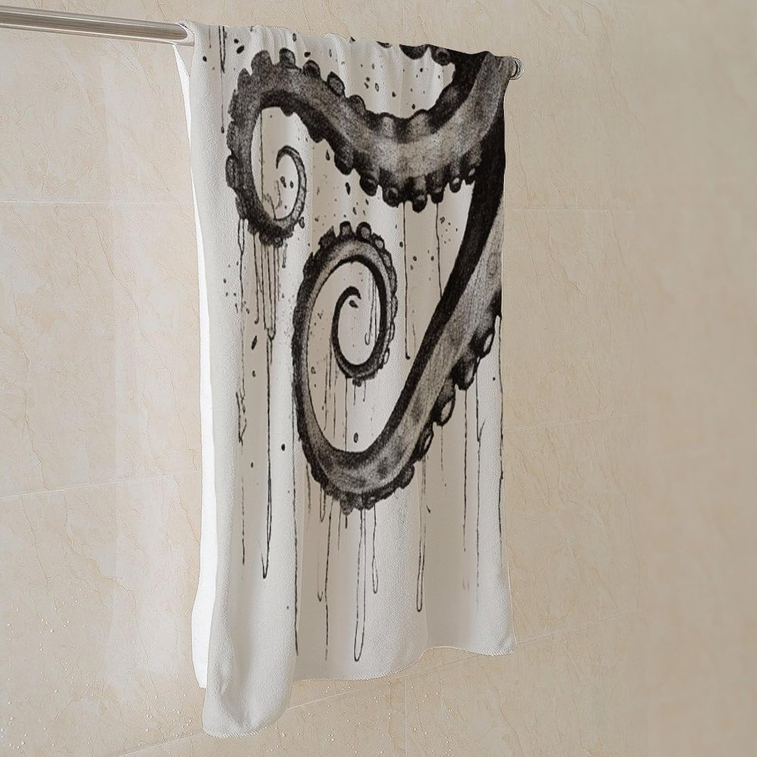 Octopus Towel Vacation Accessories Essentials Soft Lighterweight，Bath Towel for Adults Women Men，Bath Towels Gift for All Occasions, Machine Washable.