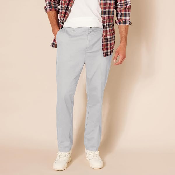 Amazon Essentials Men's Slim Fit Wrinkle-Resistant Flat-Front Work Chino Trousers - 3
