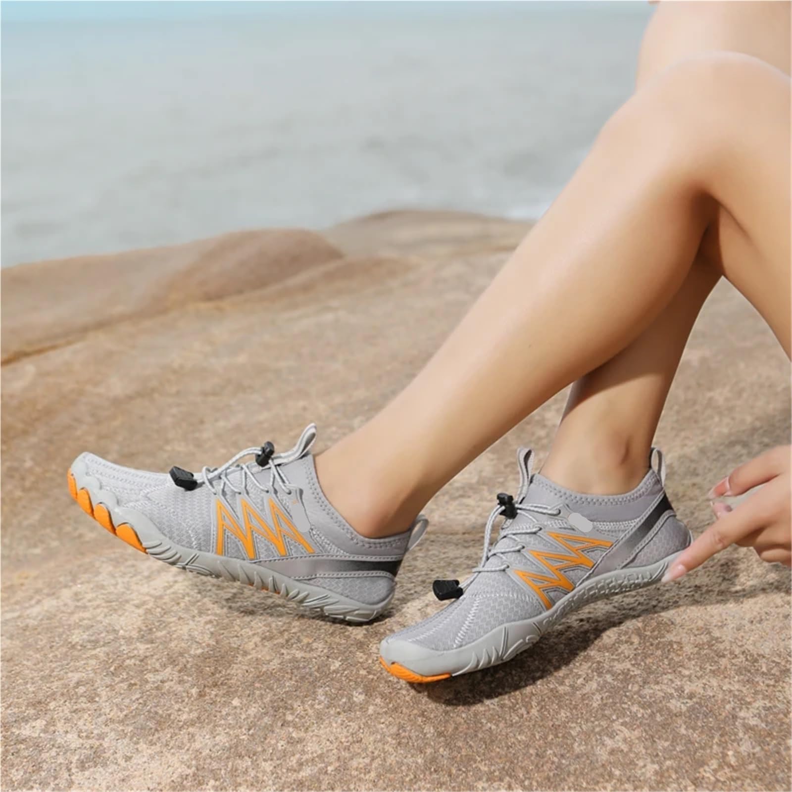 Zapatos de Agua de Secado rápido, Zapatos de Agua Descalzos for Hombres, Zapatillas de Playa Antideslizantes for Mujeres, Zapatillas Deportivas de Verano para Hacer Deporte(Black,46)