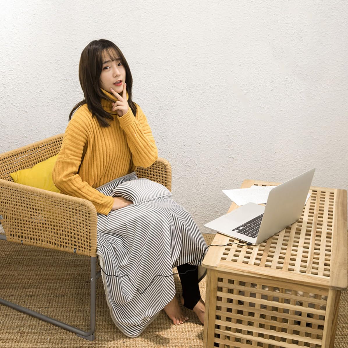 Couverture Chauffante USB en Flanelle 10w pour Bureau et Maison, Couverture Portable et Pratique Ambiance Estivale Confortable et Chaleureuse