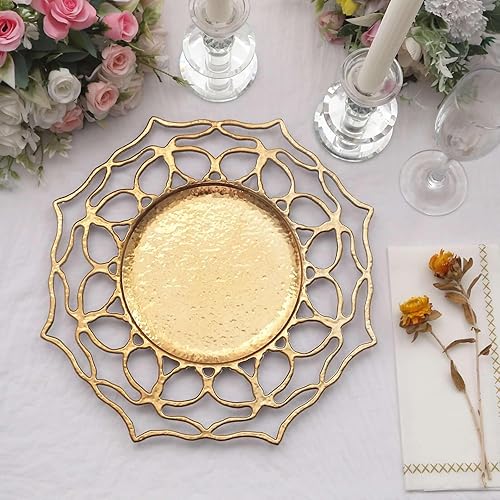 Efavormart - Paquete de 6 platos cargadores acrílicos dorados con recorte floral de 13 pulgadas, platos de plástico decorativos de flores huecas