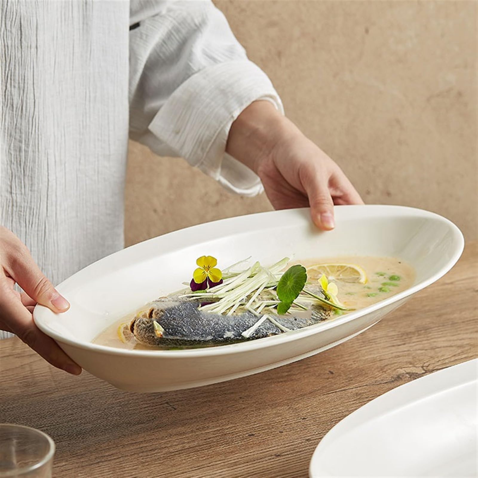 Platos Llanos Plato de Pescado al Vapor Gran tamaño, Porcelana Blanca, sensación Premium, Plato Langosta Ovalado for Restaurante Hotel, Hondo | [](16 inch)