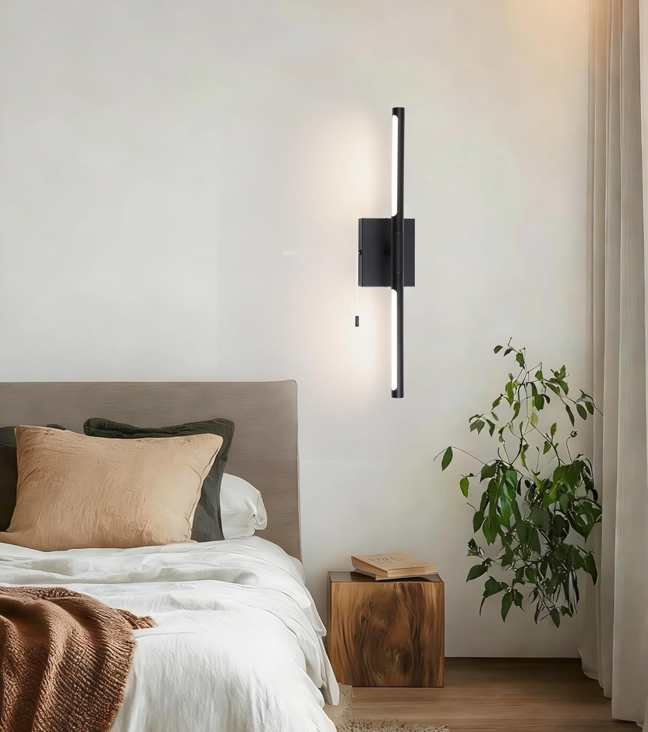 24 Inch Black LED Bar Bathroom Vanity Light,360° Rotatable Vanity Light Fixtures with Pull Chain Over Mirror,4000K Modern Bathroom Sconces Wall Lighting Picture Light