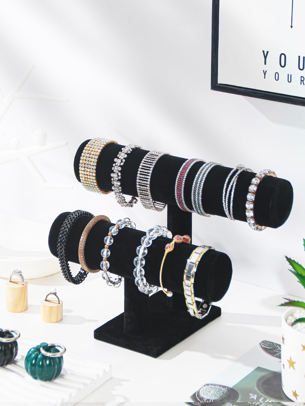 2 Stück Armbandhalter Aus Samt – Praktischer Schmuck-Organizer Für Zuhause Oder Den Laden
