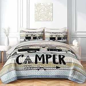 HOSIMA Vintage Camper Queen Size Quilt, Lightweight Bedding Set for Adults, Camping Travel Trailer Printed Quilt for Camper Decor, Happy Camping Themed Bedding with 2 Pillowcases