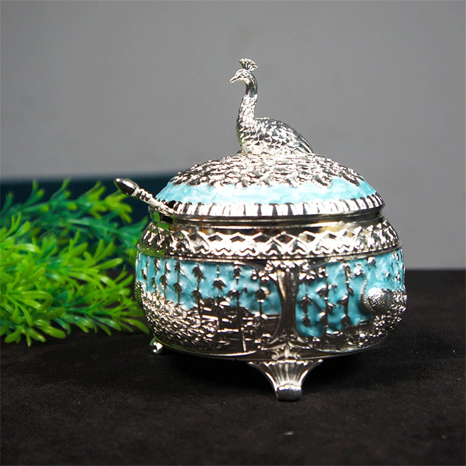 Sophisticated Alloy Sugar Cup with Peacocks Lid and Spoon Restaurant Kitchen Seasoning Bottle Home Decoration Supplies Alloy Candy Jar