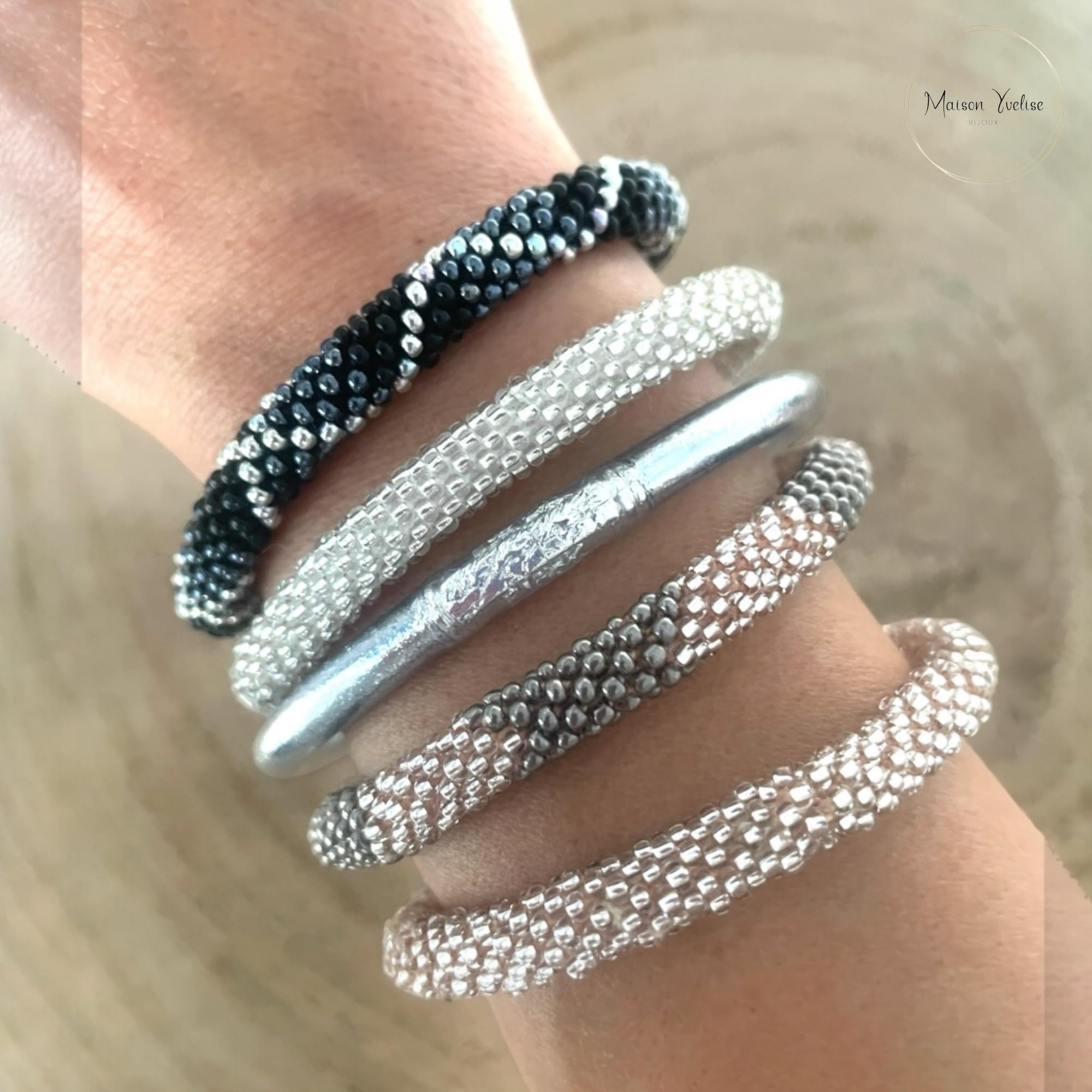 Yvelise Buddhistisches Armband – Armreif aus Thailand
