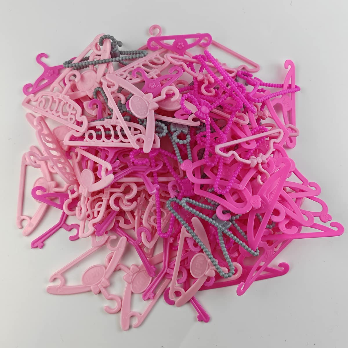 12 Perchas Mini Para Muñecas - Blancas Y Rosas, De Plástico, Ideales Para Colgar Ropa De Barbie O Muñecas De 14-18 Pulgadas, Accesorios Para Casa De Muñecas