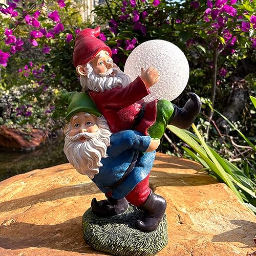Miniatura 6 de 2 gnomos que juegan con bola, luz solar decorada, estatuas de decoración de jardín, figuras de jardín de resina (2 gnomos con una bola de vidrio)