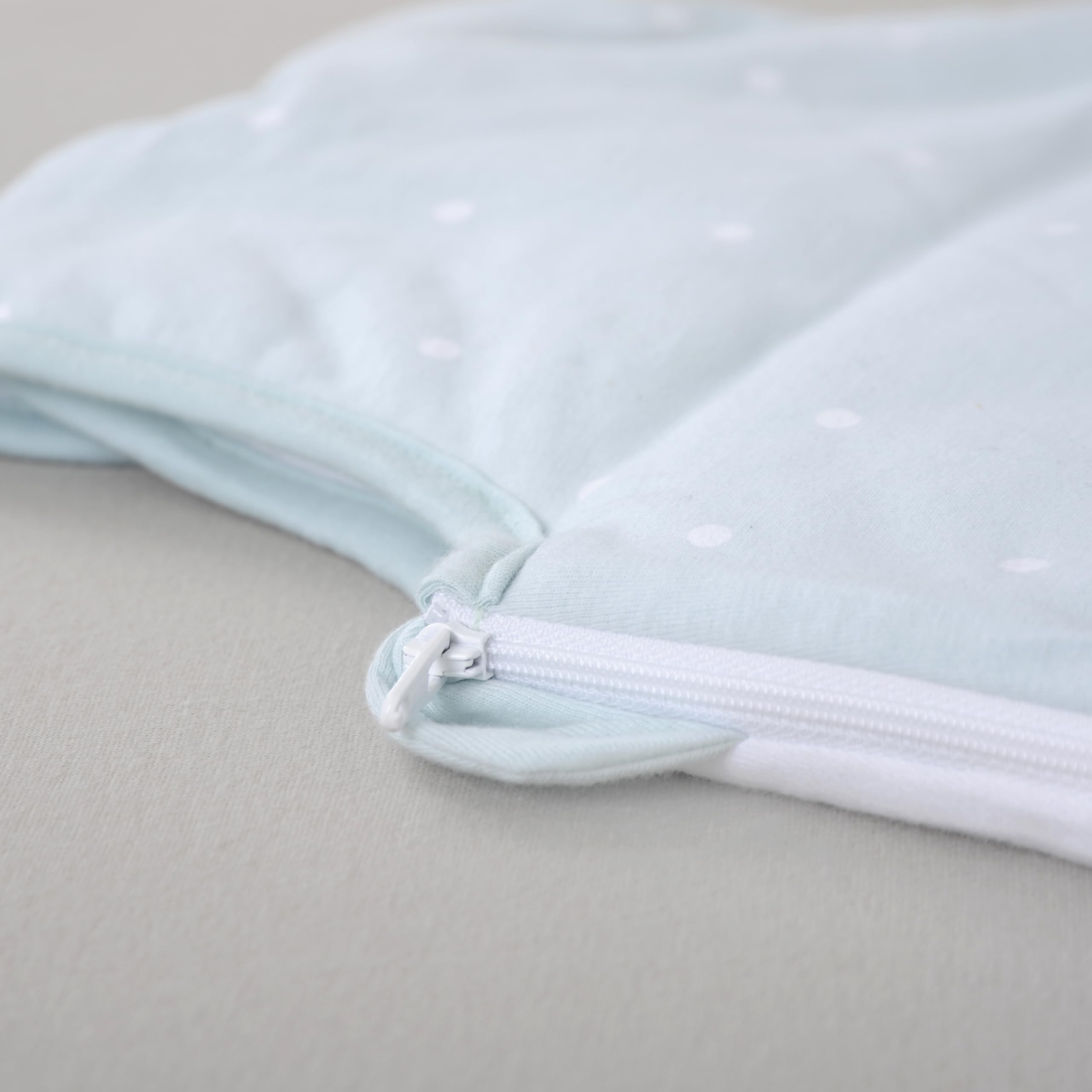 Herding babybest Gigoteuse bébé, Petit hérisson, 70 cm, Fermeture Zippée Latérale et Boutons-Pression, Extérieur 100% Coton, Garnissage : 100% Polyester, Weiß, Grün