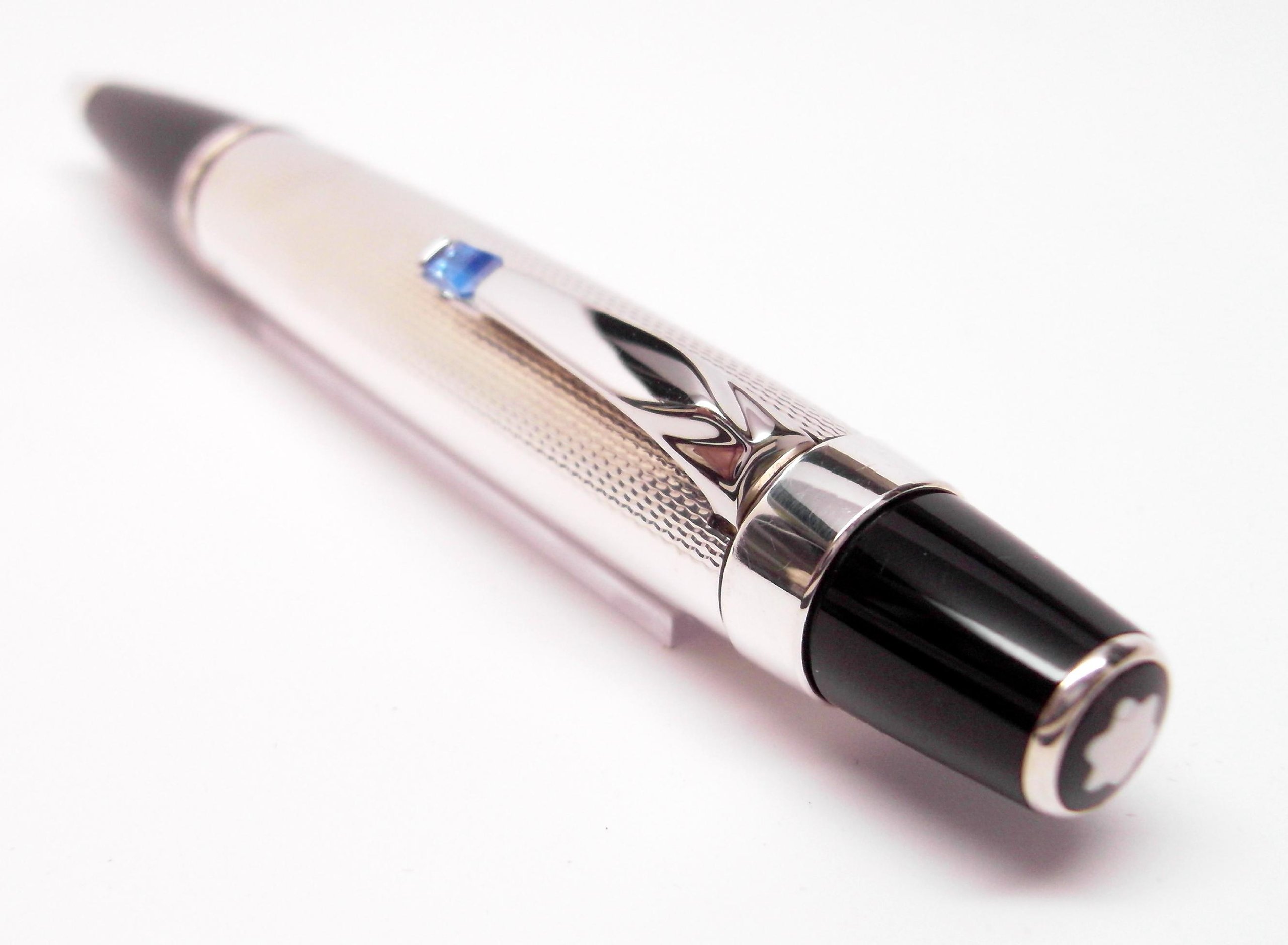 Montblanc Boheme Silver Bleu Ballpoint Pen 06571 : Amazon.co.uk