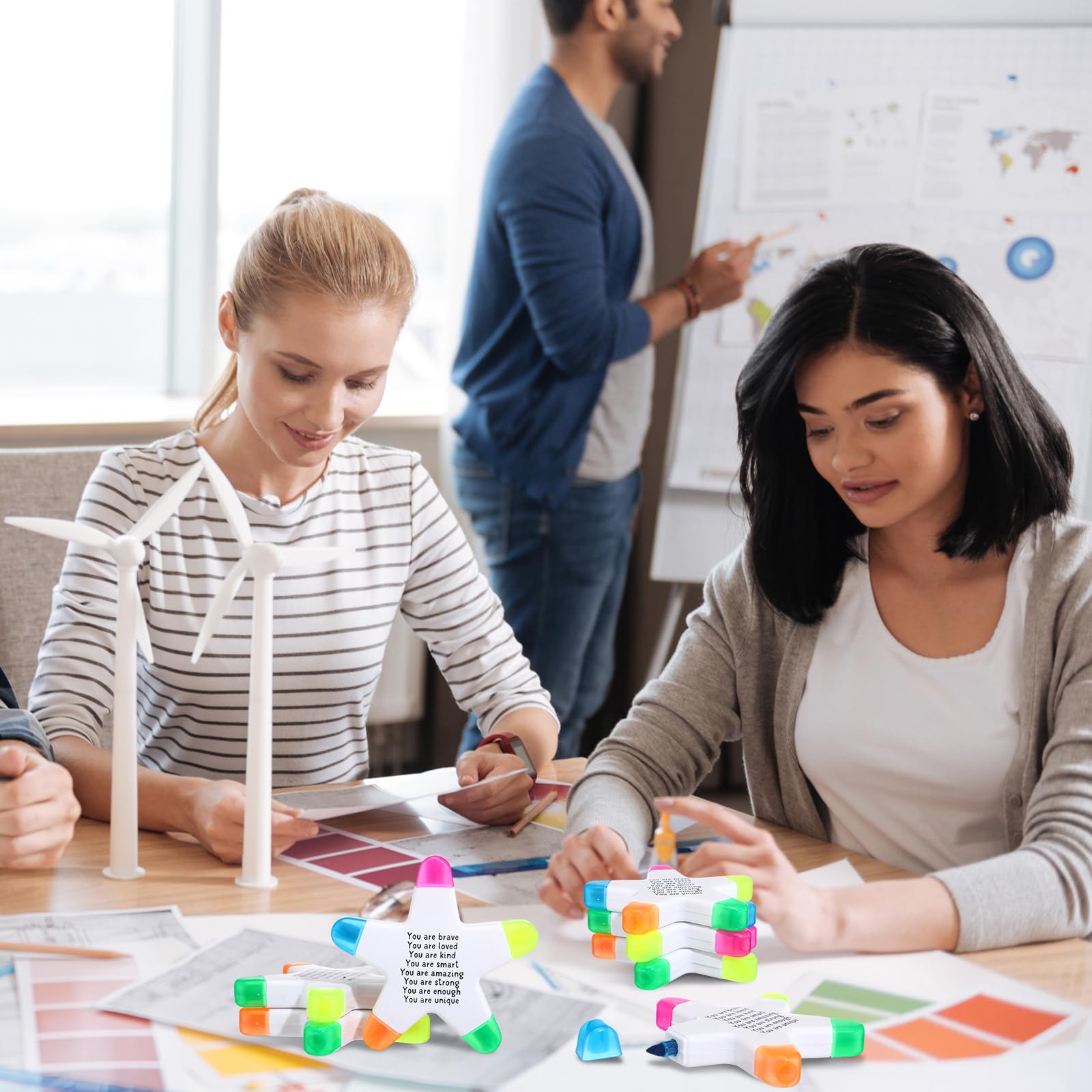AmazingSpark 24 Sets zum Jahresende Geschenke für Studenten, Stern-Textmarker mit Aufschrift "You're a Star", Geschenktüten, Abschlussfeier, Partygeschenk