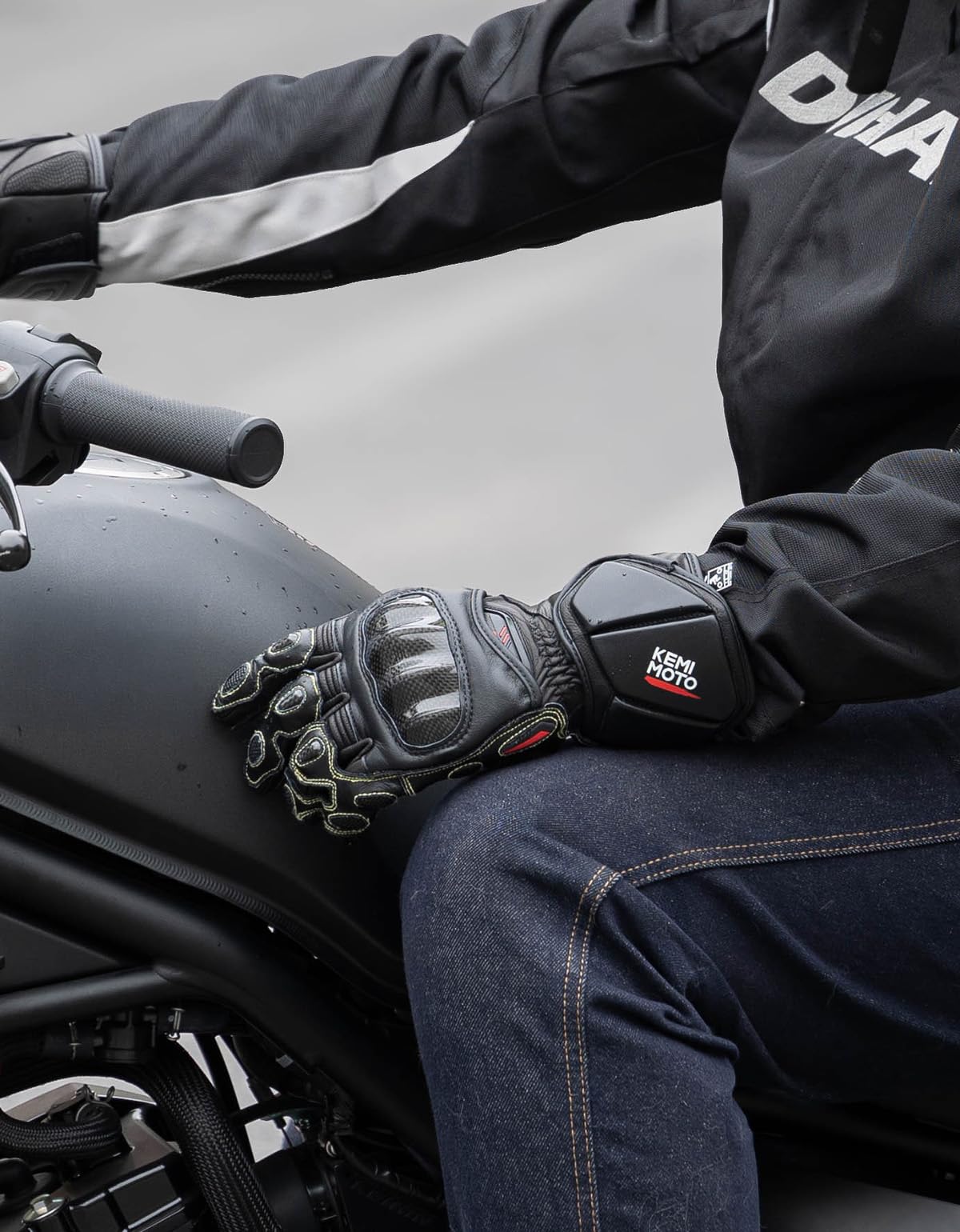 KEMIMOTO Guanti Moto in Pelle, Guanti da Gara per Uomo e Donna con Touchscreen e Protezione in Fibra di Carbonio, Ideali per Gare Professionali di Motocicletta e Bicicletta