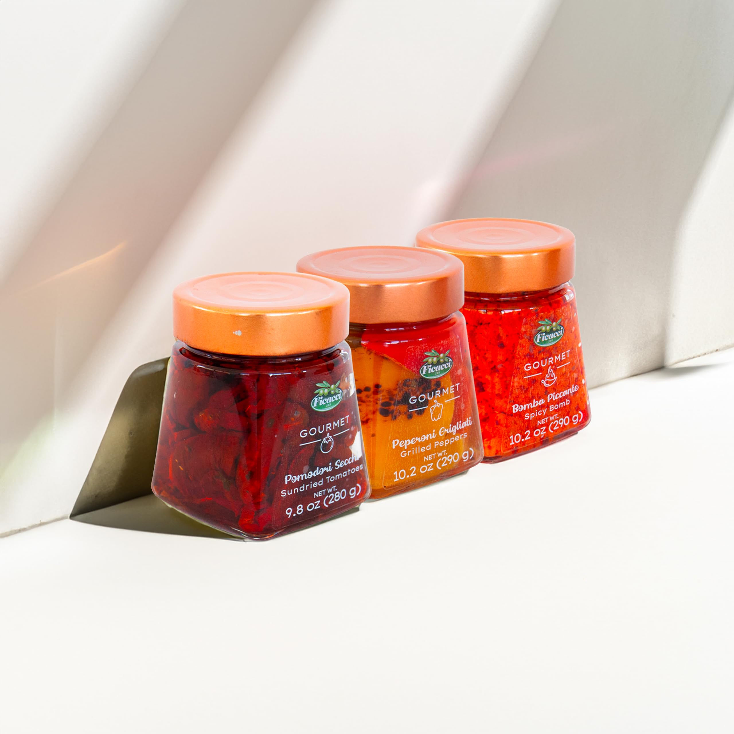 Ficacci - Selezione Antipasti Gourmet - Antipasti Rossi (Peperoni, Pomodori Secchi, Bomba Piccante) 3X (860g)