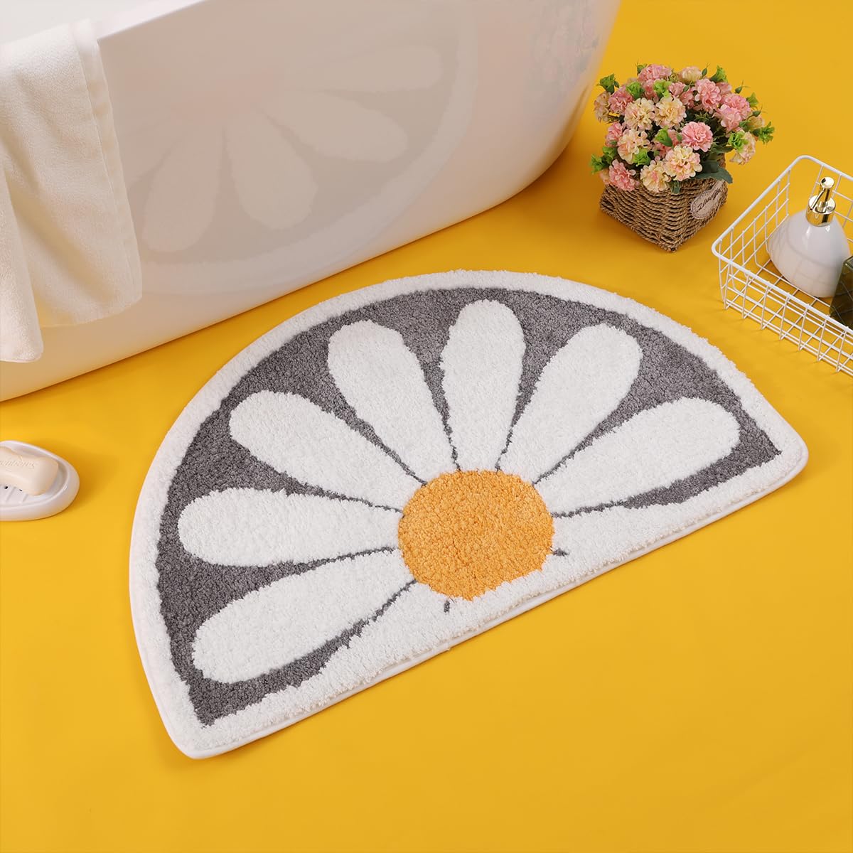 Loismood Daisy Bathroom Rug Quick-Dry Plush Bath Mat with Rubber Backing, Non-Slip and Washable Bathroom Rug for Shower and Bedroom (Grey, 24"x16")