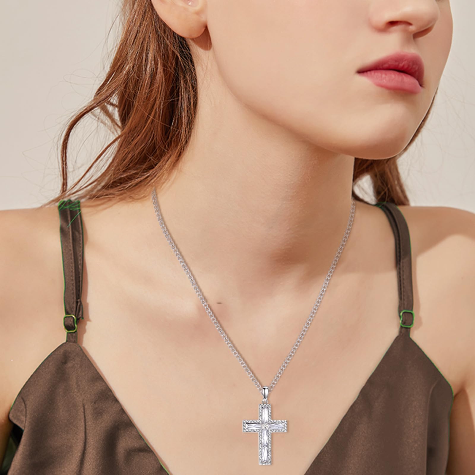 YFN Kreuz Halskette Sterling Silber Kubischer Zirkoniumdioxid Kreuz Anhänger Kette Religiös Schmuck Geschenke für Damen Herren (Weiß)