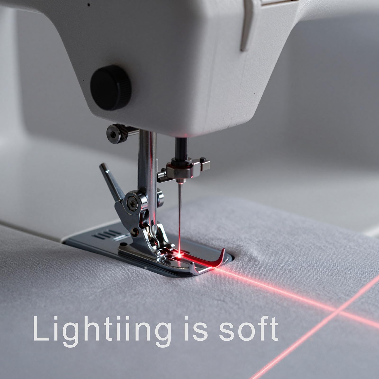 Luce magnetica per macchina da cucire, guida laser rossa per cuciture dritte, strumento di cucitura di precisione a mani libere con collo d'oca flessibile, alimentazione plug-in per una luminosità