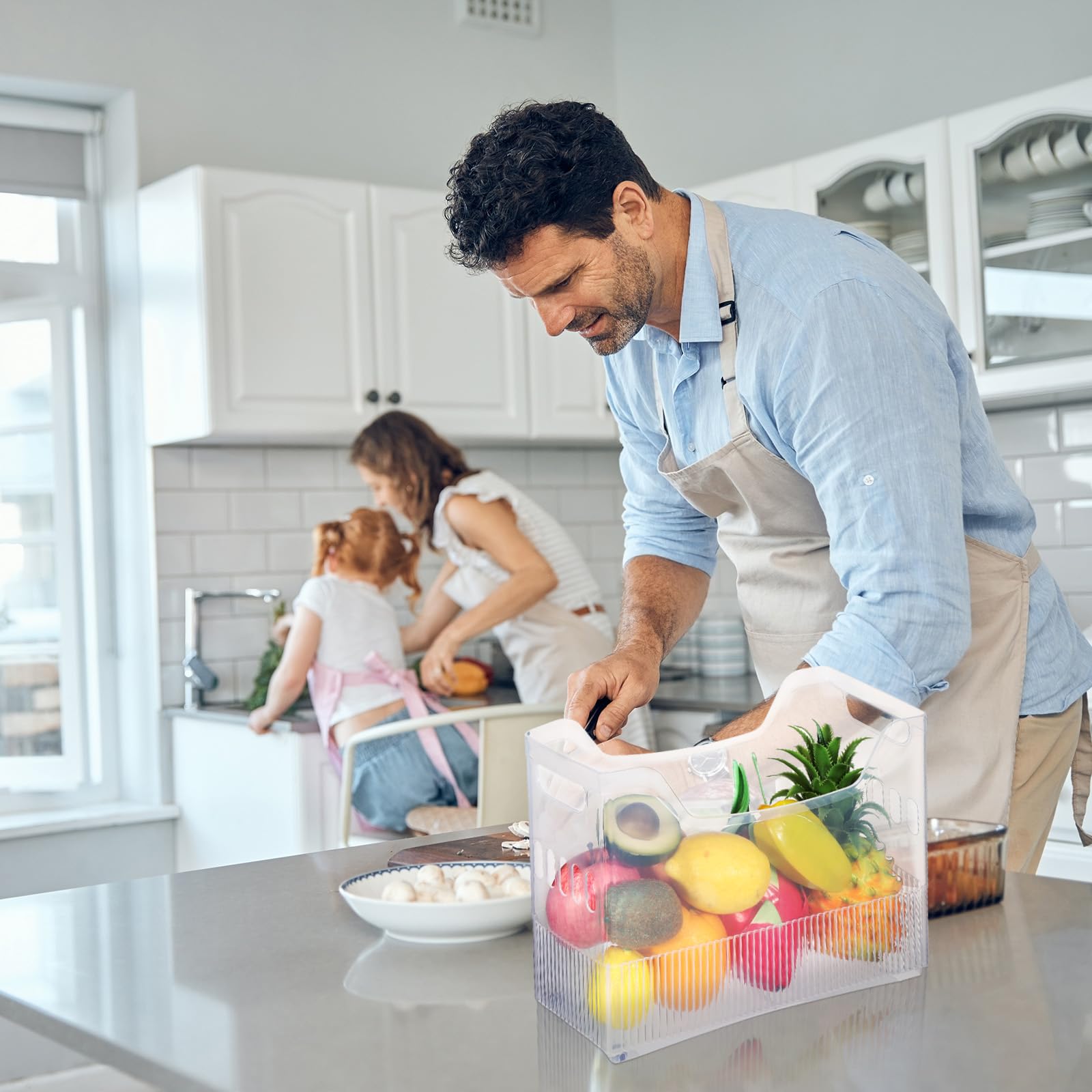Beeveer 4 contenedores organizadores de plástico para congelador con rueda, altos y estrechos, organizadores de despensa, contenedores de almacenamiento para refrigeradores de oficina (10 x 13.3 x 5.5