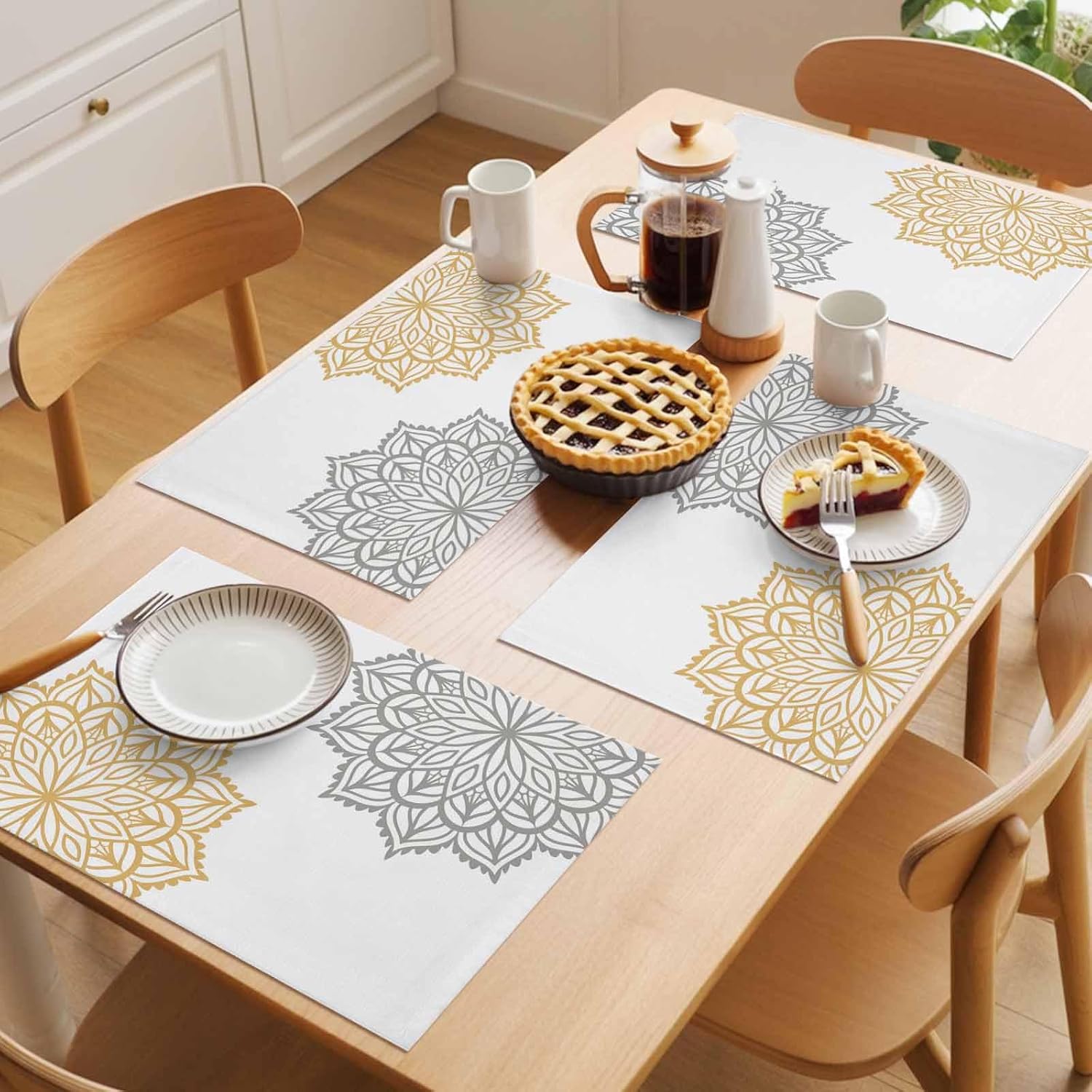 Dahlia Flowers Yellow Grey Placemats for Dining Table Set of 4, Elegant Dahlia Floral Table Mats Stain Resistant Heat Insulation Non-Slip Washable Table Decoration for Kitchen