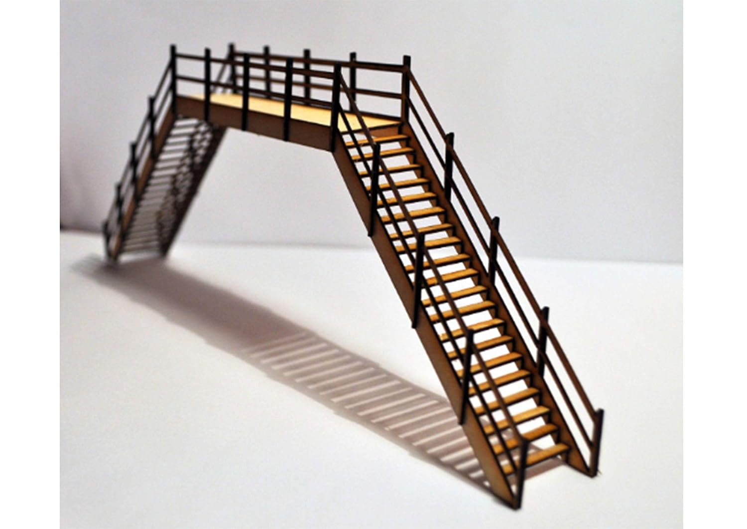 Model Railway foot bridge Scenery Ready Made OO Gauge 176 Birch laser