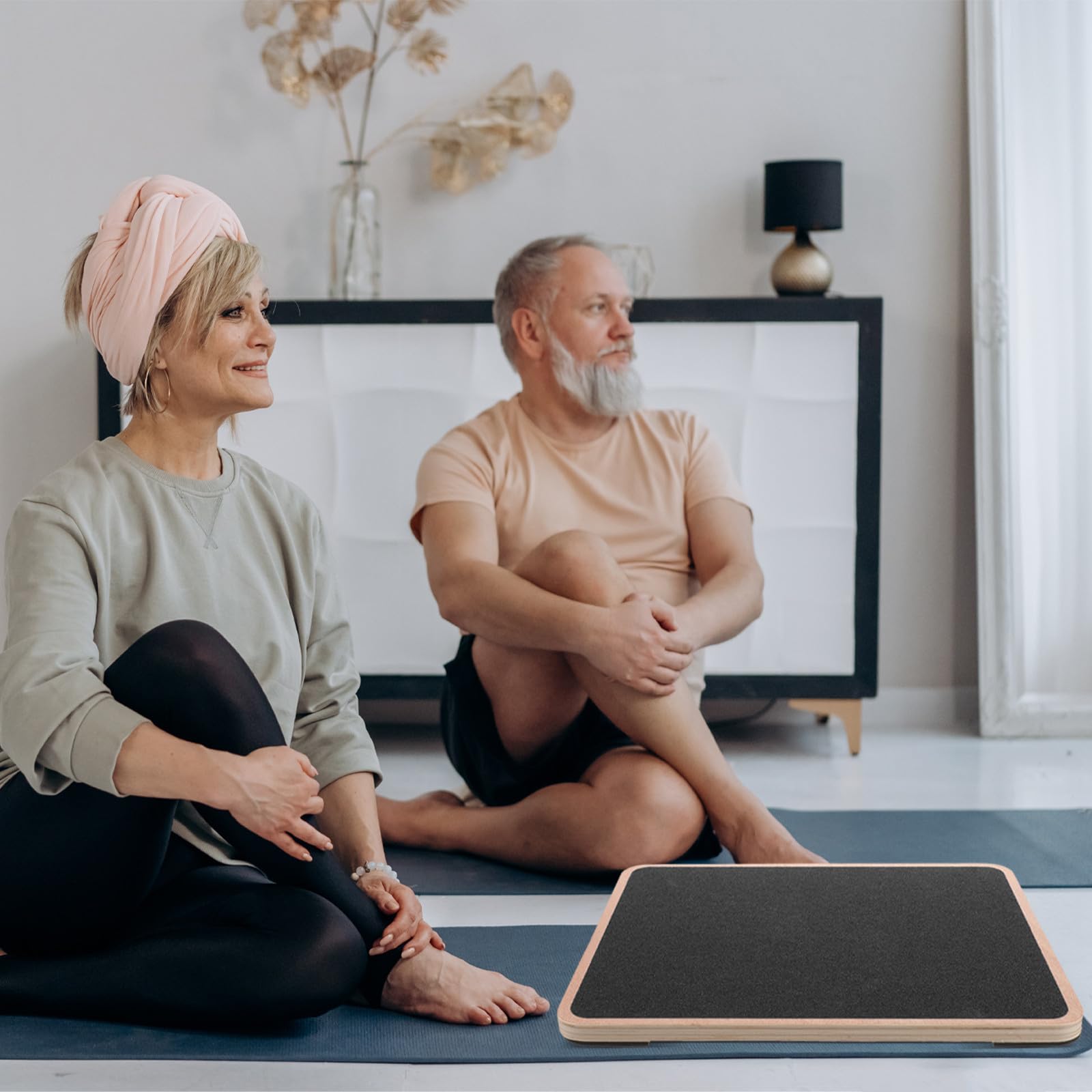 TOYANDONA Tavola di Equilibrio in Legno Quadrata Nera per Adulti, Allenamento Coordinazione e Fitness Stabilità Superiore, per Esercizi di Yoga e Training