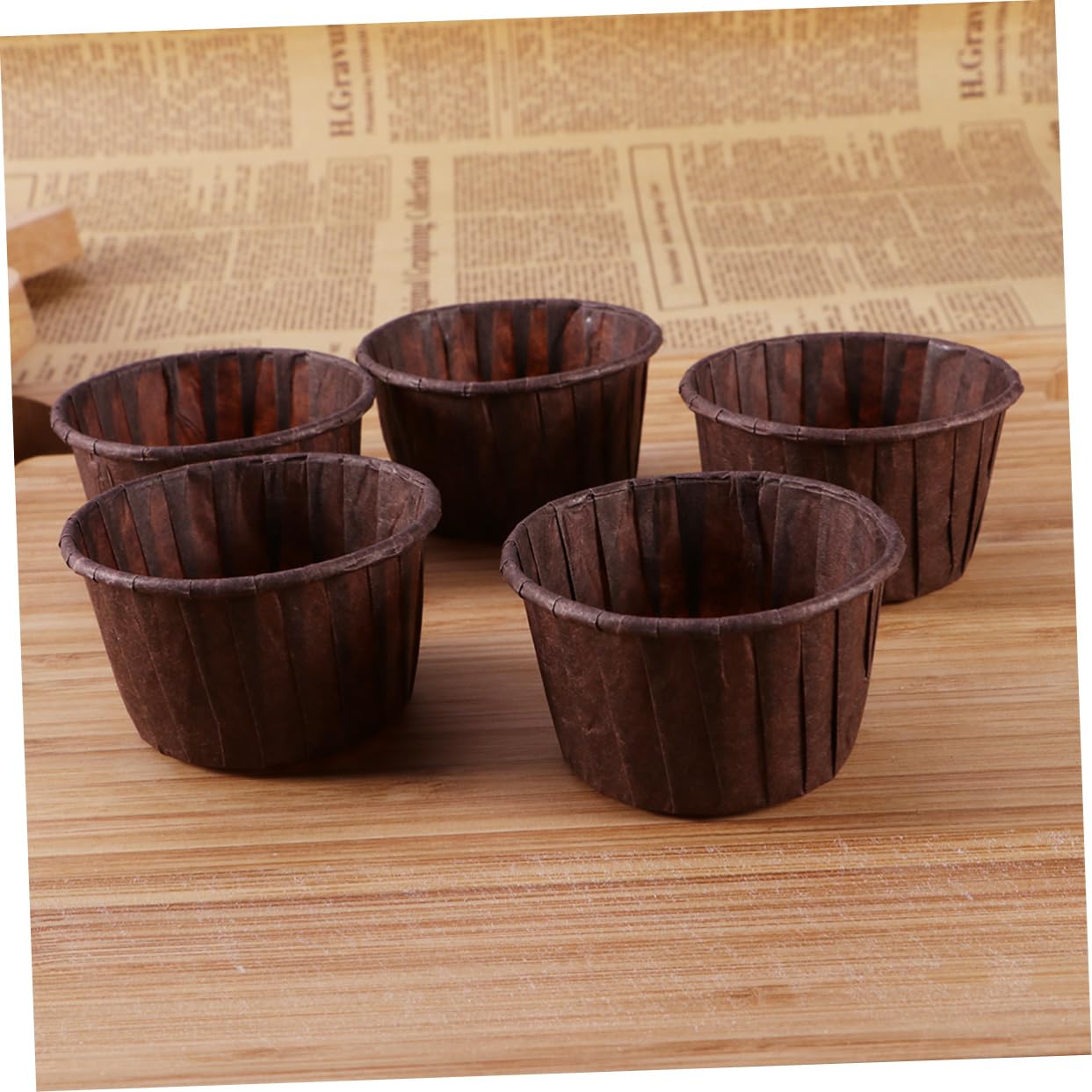 Ciieeo 200piezas Muffin Cups De Papel Para Hornear Forros Antigrasa Para Accesorios De Cocina Para Fiestas y Reuniones Color Chocolate