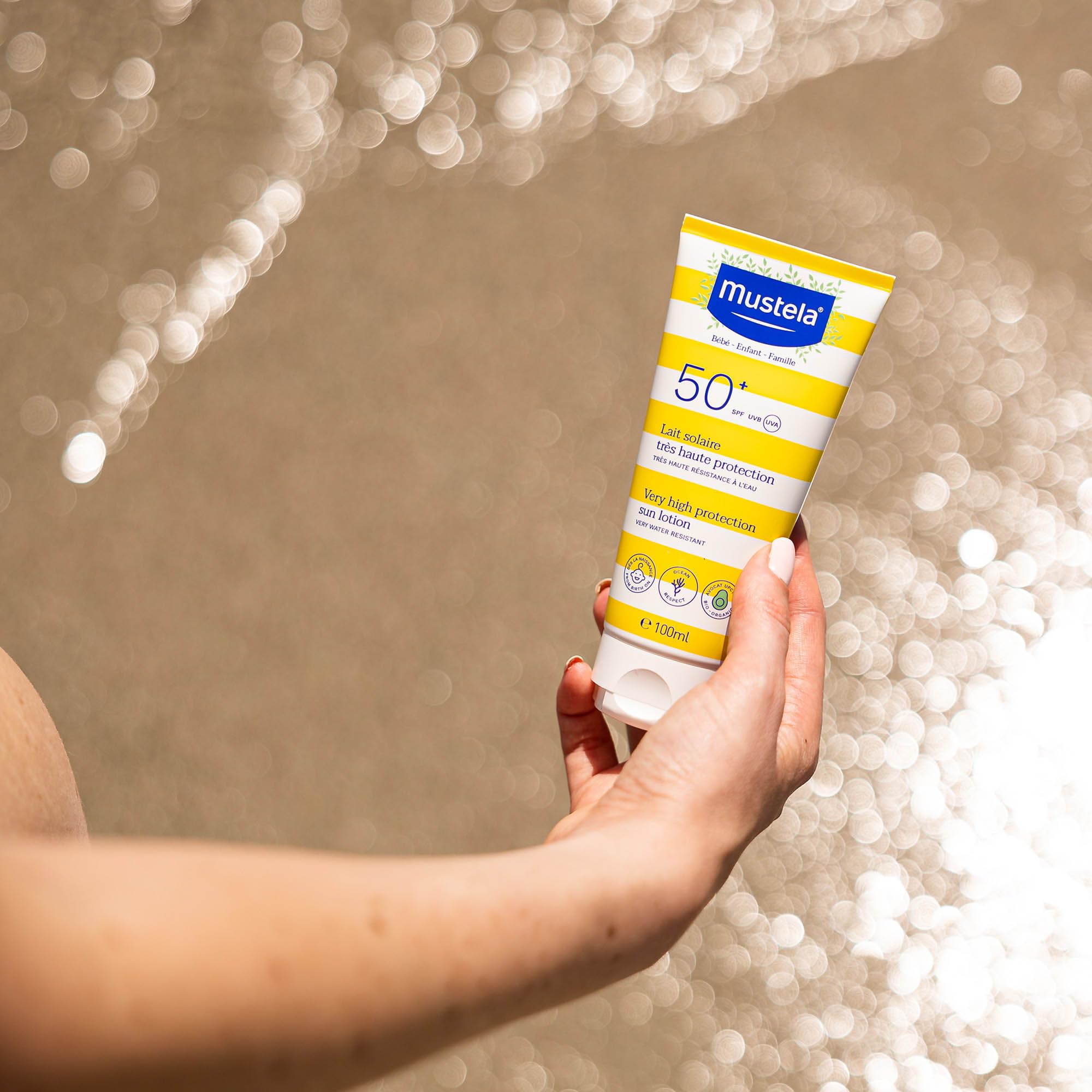 Mustela Latte Solare Spf 50, Viso, Corpo, Con Perseose di Avocado, Neonati, Bambini, Tutta la Famiglia, Adatto in Gravidanza - Protezione Molto Alta dai Raggi UVB e UVA (100ml)