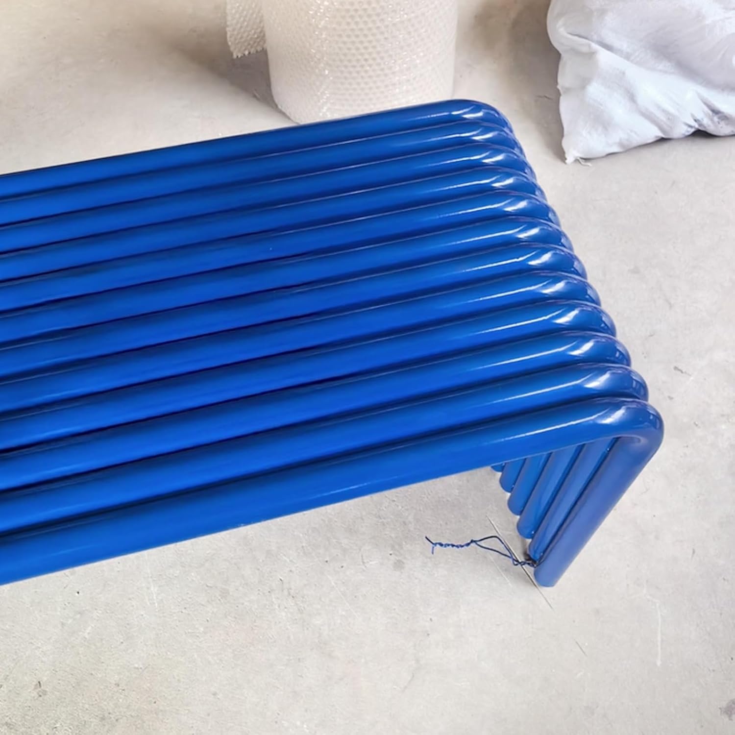 Modern Heavy-Duty Du Metal Outdoor Bench with Side Table - Weatherproof Patio Seating for Parks, Restaurants, and Malls - 1100 lb Load Capacity (Gray)