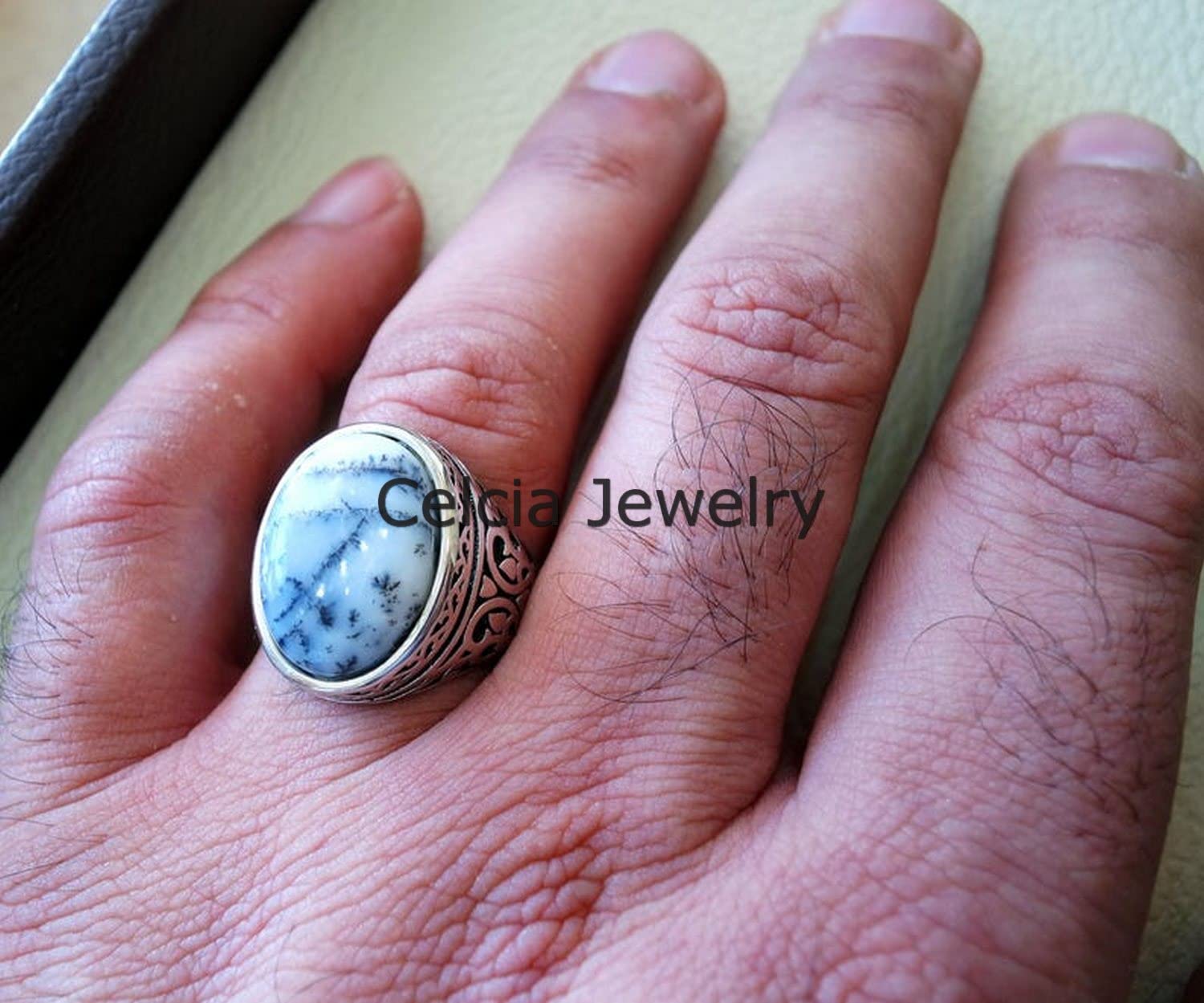 Anello ovale cabochon pietra preziosa viola agata ametista, anello di dichiarazione, anello sigillo, regali per la festa del papà, anello d'argento ossidato, regali di pietra di nascita di febbraio
