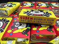 Vista 2 de Marukawa Tattoo Fusen - Gomas de mascar con sabor a fresa con 5 cajas (60 piezas) - 8.89 onzas