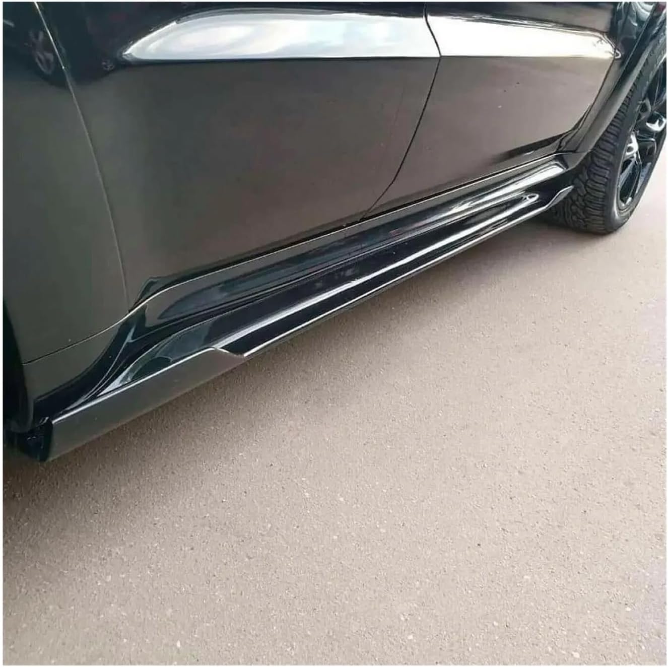 車のサイドスカート延長スプリッタージープグランドチェロキー SRT