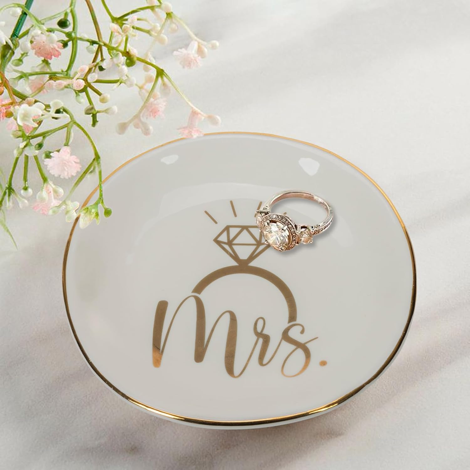 XuoAz Mrs Engagement-Ring-Dish Wedding-Ring-Dish-Holder Ceramic-Jewelry-Tray for Fiance Bridal Her Women Ladies Girls