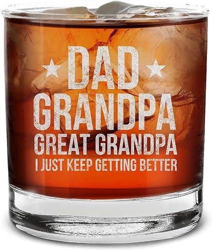 shop4ever Vaso de whisky grabado con texto en inglés "Dad Grandpa Great Grandpa I Just Keep Getting Better", 11 onzas, regalo para el día del padre