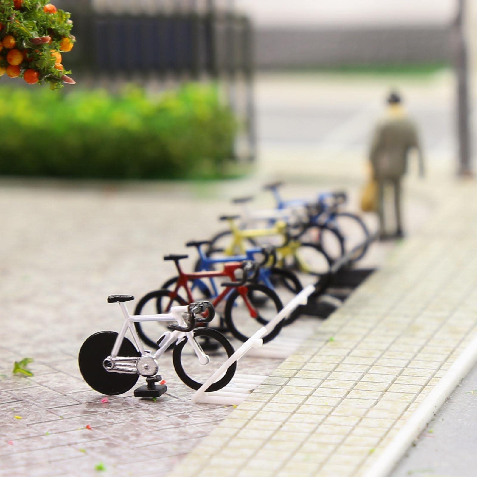 Amazon | HOゲージ20台自転車模型と4台駐車ラック1/87自転車鉄道模型