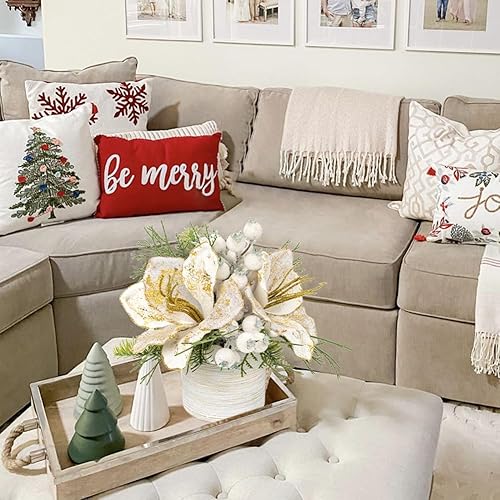 Miniatura 5 de Briful Árbol de Navidad de 9.8 pulgadas, pequeño arreglo de Navidad artificial en maceta con pino blanco nevado y magnolia flores de Navidad para