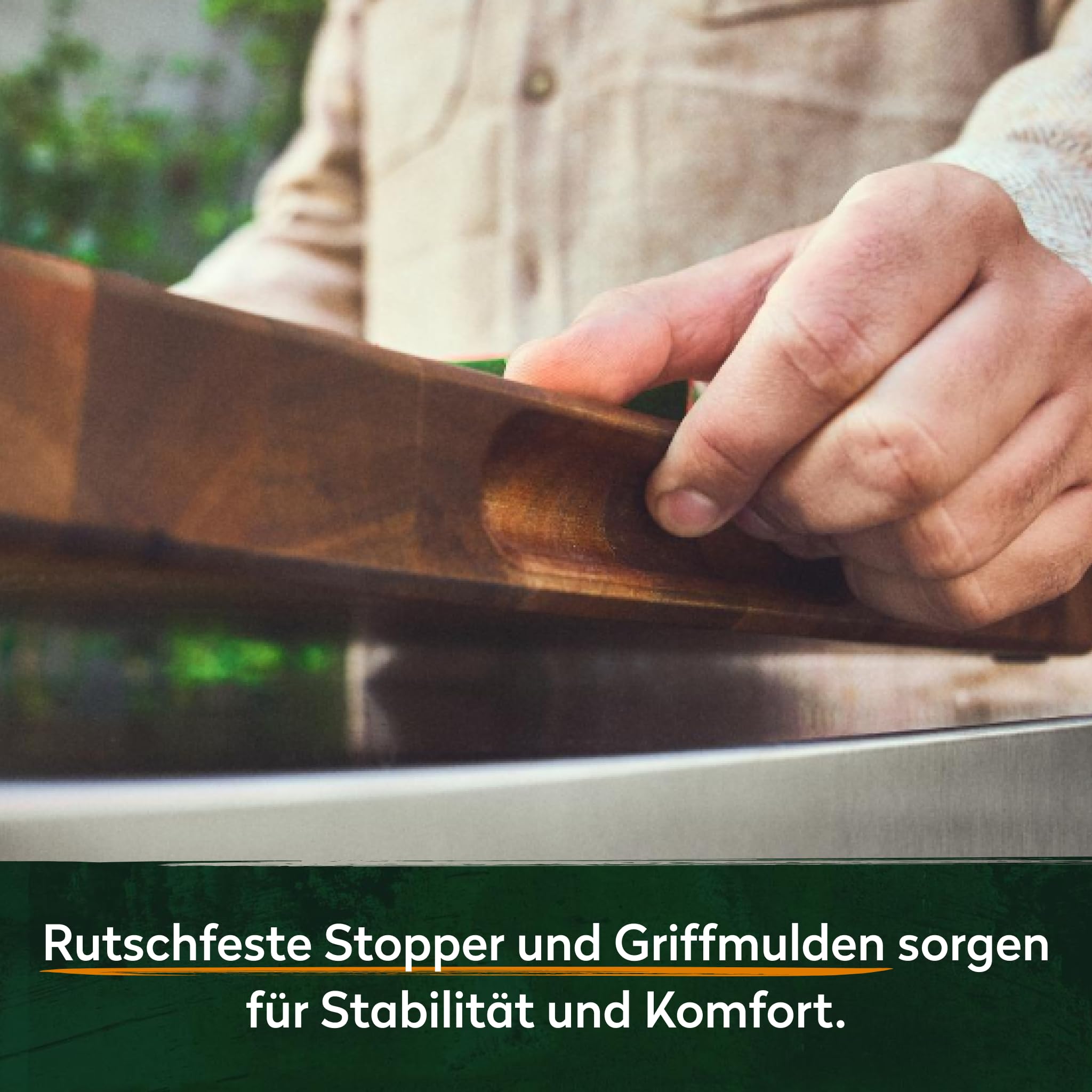 BURNHARD® Schneidebrett aus Akazienholz | extra großes XXL Küchenbrett (52 x 38 cm) mit Saftrille, Griffmulden & rutschfestem Stand