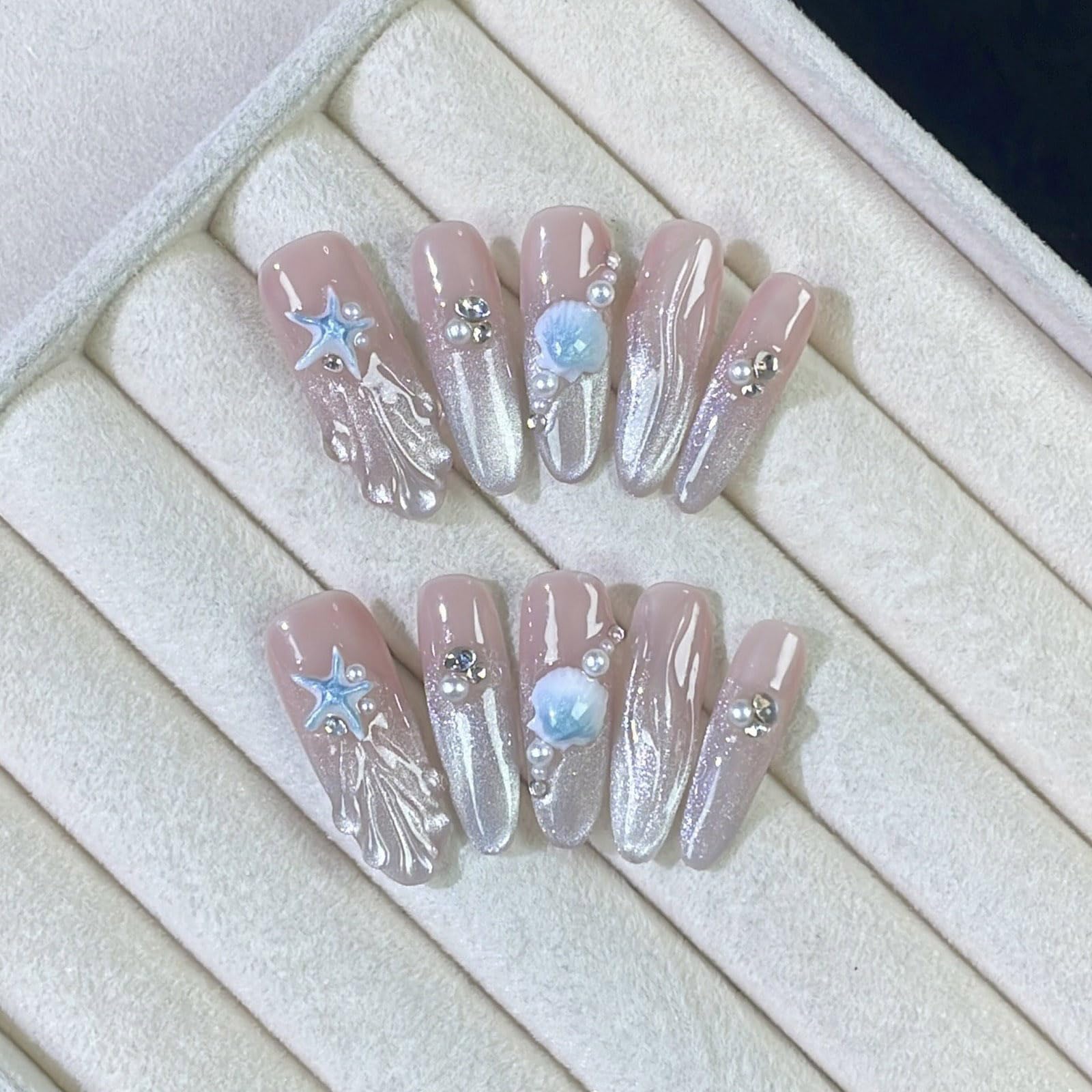 Lot de 2 décorations en silicone sur le thème de l'océanique avec des sculptures détaillées de créature marine pour ongles en silicone de qualité alimentaire