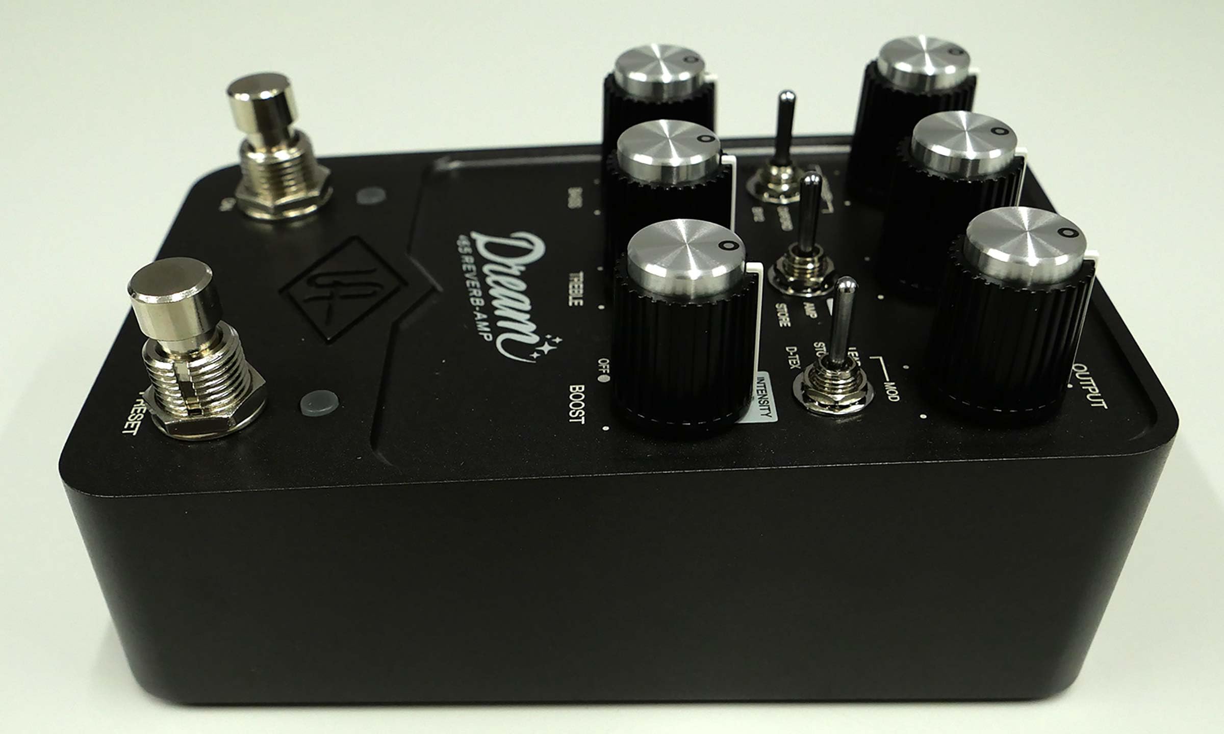 Amazon | UNIVERSAL AUDIO UAFX DREAM / 65 Amplifier UAFXシリーズ